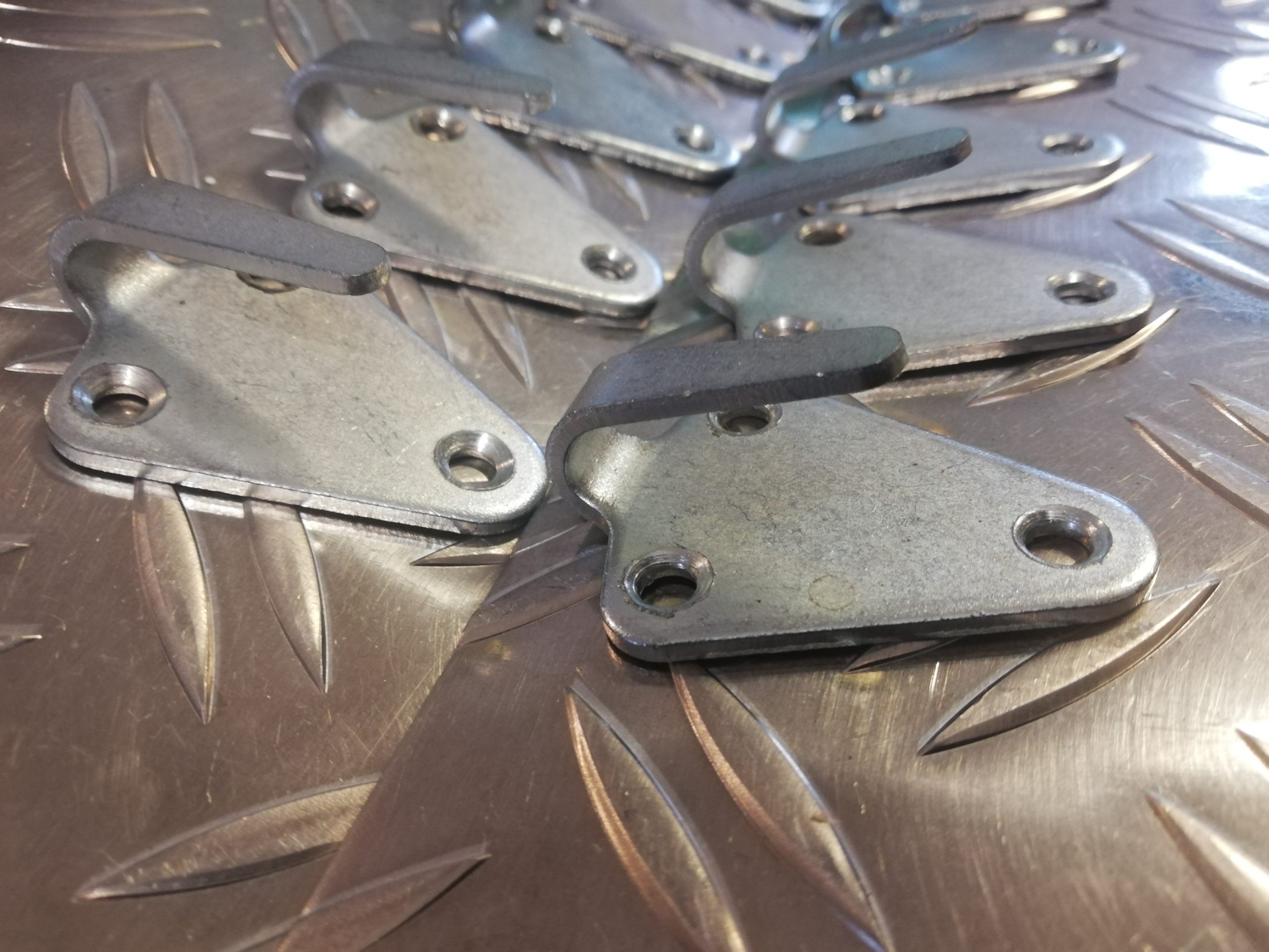 10 x Dreilochhaken, Dreiloch Planen haken, 40 × 45 mm, Stahl, verzinkt NEU OVP – Bild 6