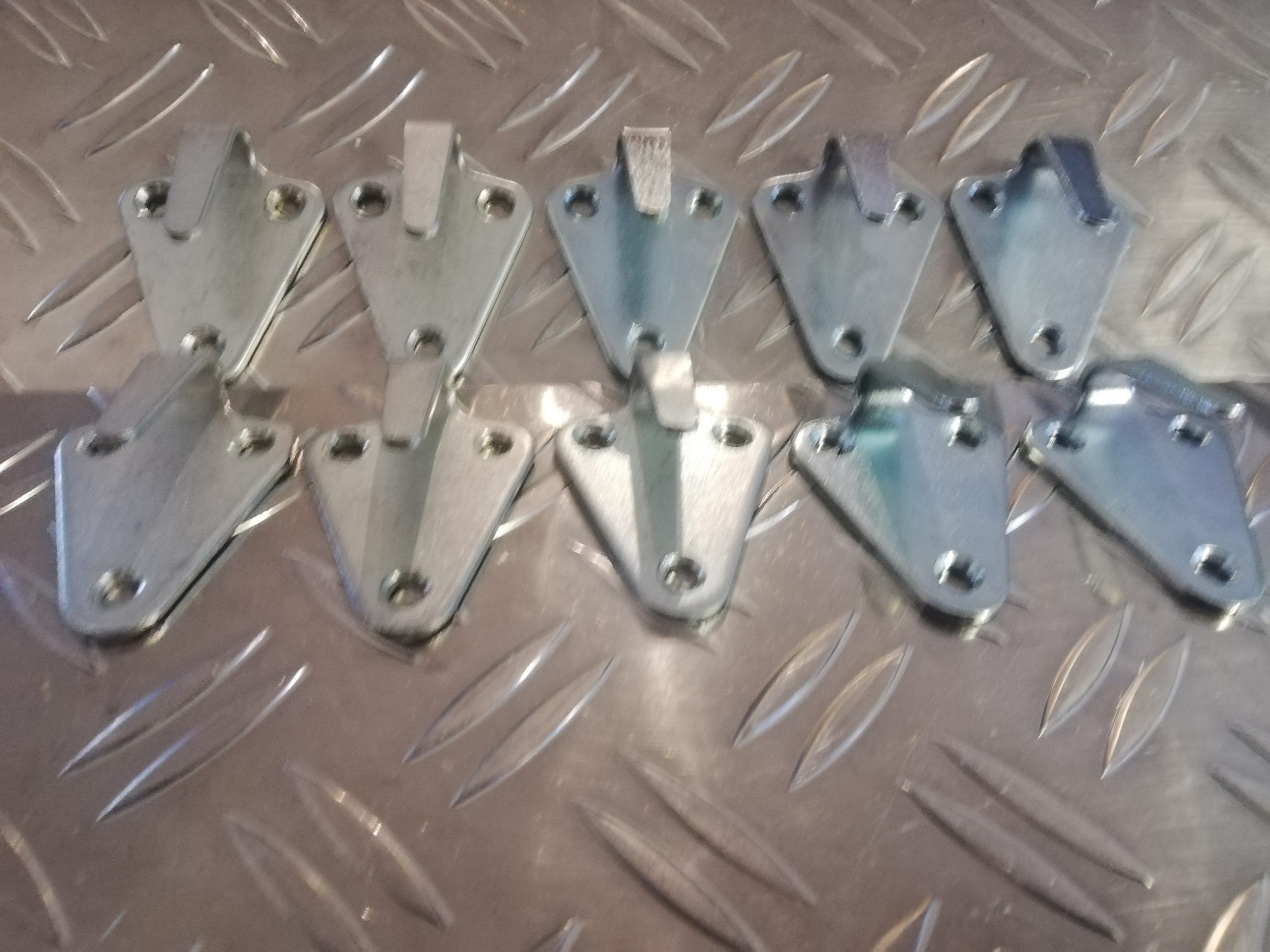 10 x Dreilochhaken, Dreiloch Planen haken, 40 × 45 mm, Stahl, verzinkt NEU OVP – Bild 8